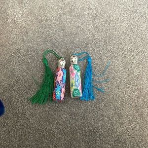 Roller bottles with tassel